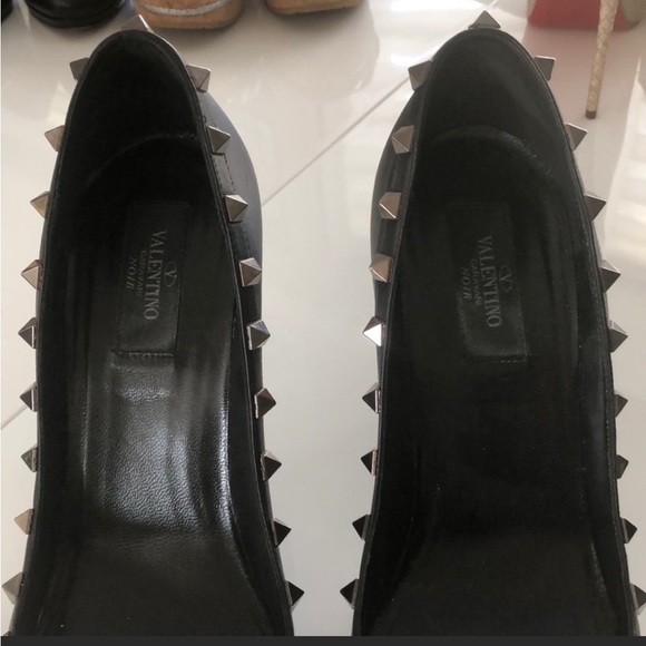 Valentino Rockstud Heels 39 - Picture 8 of 9